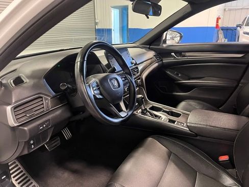 Used 2019 Honda Accord Sport image 22