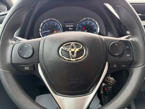 Used 2019 Toyota Corolla LE FWD image 10