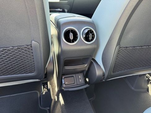 New 2026 Mercedes-Benz GLA 250 4MATIC image 17