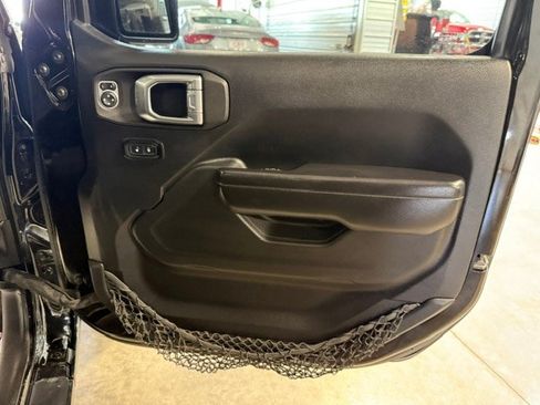 Used 2021 Jeep Wrangler Unlimited Sport w/ Cold Weather Group AWD/4WD image 8