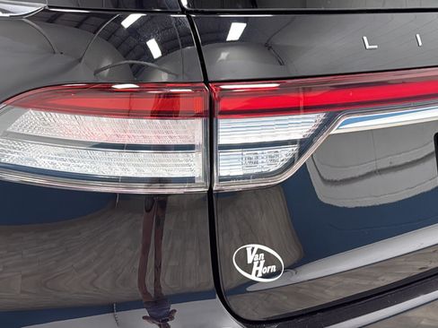 Used 2023 Lincoln Aviator Grand Touring w/ Equipment Group 301A AWD/4WD image 43