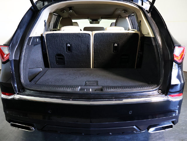 Certified 2024 Acura MDX w/ Technology Package AWD/4WD image 30