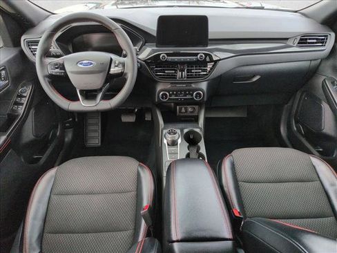 Used 2025 Ford Escape ST-Line image 17