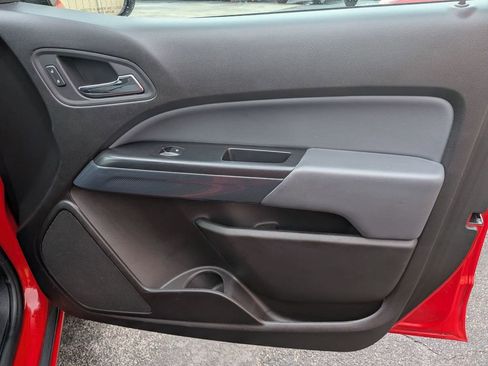 Used 2017 Chevrolet Colorado Z71 image 25