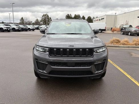 New 2026 Jeep Grand Cherokee Limited w/ Limited Altitude Package AWD/4WD image 7