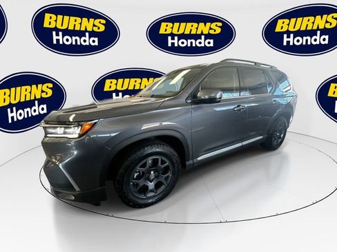 Certified 2025 Honda Pilot Elite image 1