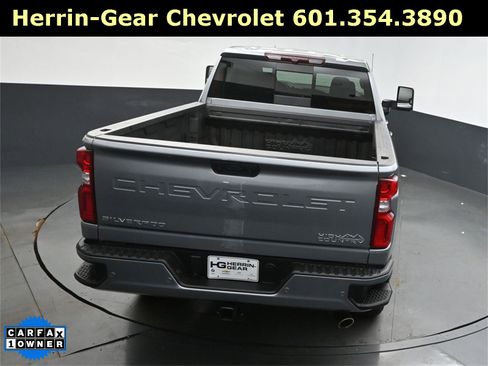 Used 2024 Chevrolet Silverado 2500 High Country image 34