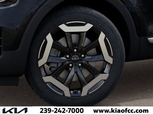 New 2025 Kia Telluride EX image 9