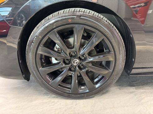Used 2022 MAZDA MAZDA3 s image 22
