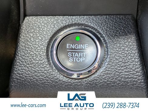 Used 2018 Ford Expedition Platinum RWD image 30
