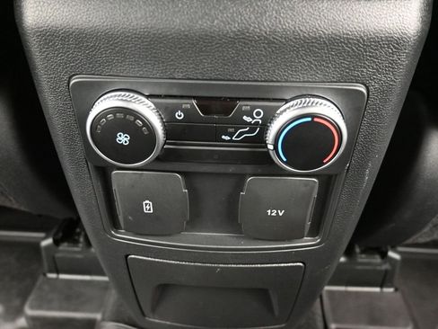 Used 2023 Ford Explorer ST image 14