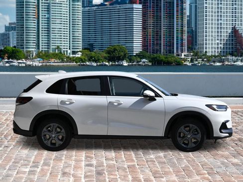 New 2026 Honda HR-V LX image 4