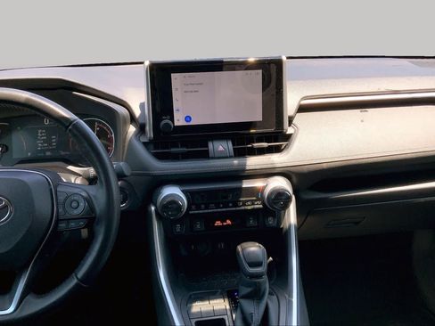 Used 2025 Toyota RAV4 XLE w/ Convenience Package FWD image 6