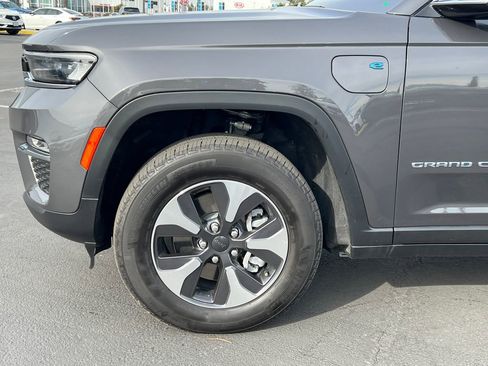 Used 2024 Jeep Grand Cherokee Limited 4xe image 5