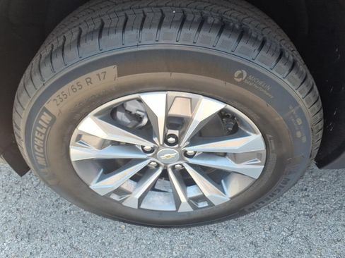 New 2026 Chevrolet Equinox LT AWD/4WD image 5