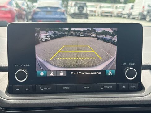 Used 2023 Honda Accord EX image 11
