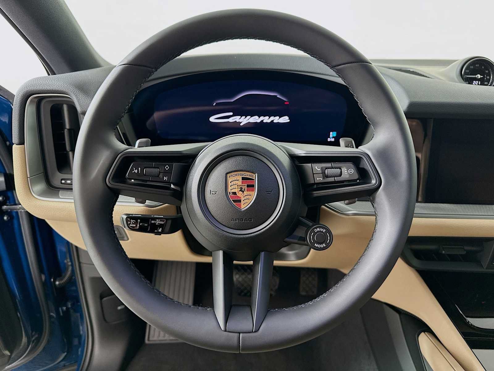 Used 2026 Porsche Cayenne Coupe AWD/4WD image 14