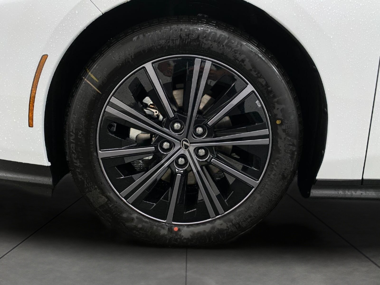 New 2026 Lexus ES 350h AWD w/ Convenience Package image 12