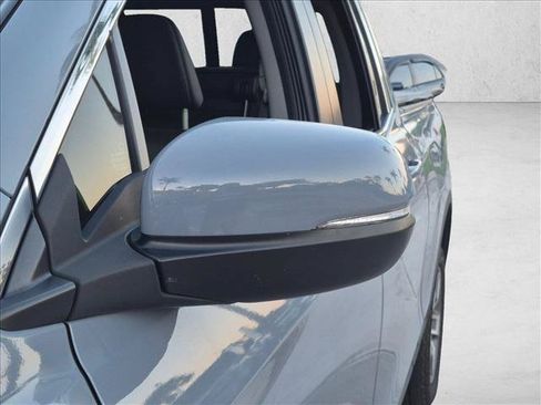 Used 2024 Honda Ridgeline RTL image 11