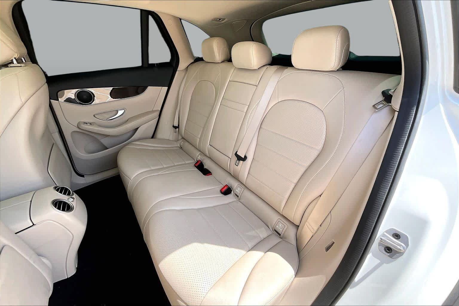 Used 2022 Mercedes-Benz GLC 300 image 20