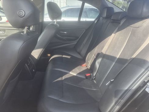 Used 2018 BMW 320i Sedan w/ Convenience Package image 16