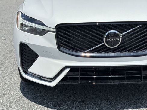 New 2026 Volvo XC60 B5 Plus w/ Climate Package AWD/4WD image 28