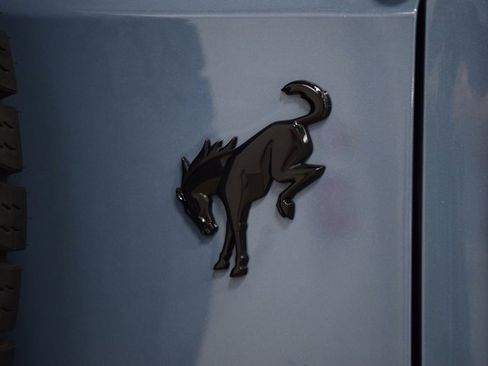 Used 2023 Ford Bronco Wildtrak image 23