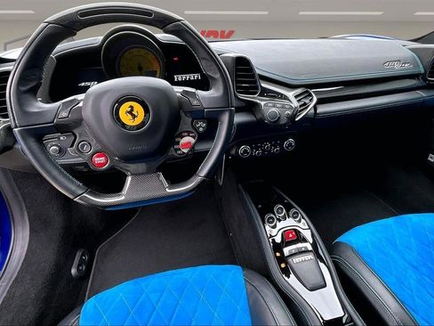 Used 2015 Ferrari 458 Italia Coupe RWD image 7