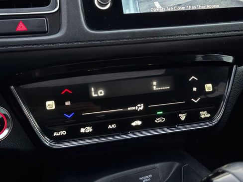 Used 2021 Honda HR-V EX image 36