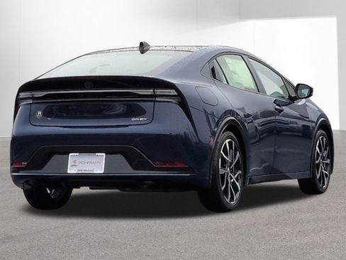 New 2026 Toyota Prius Plug-In Hybrid image 5