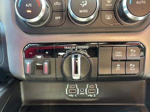 Used 2022 RAM 1500 Laramie w/ Sport Appearance Package AWD/4WD image 19