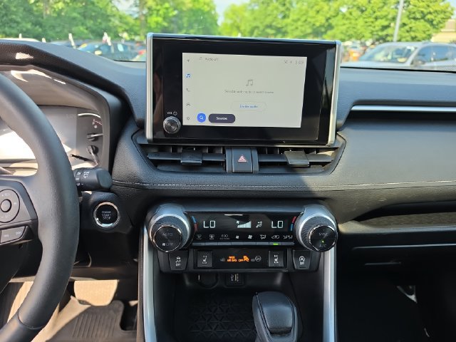 Used 2023 Toyota RAV4 XLE w/ Convenience Package AWD/4WD image 17