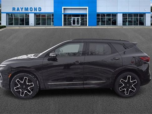 Certified 2023 Chevrolet Blazer RS w/ Driver Confidence II Package image 6