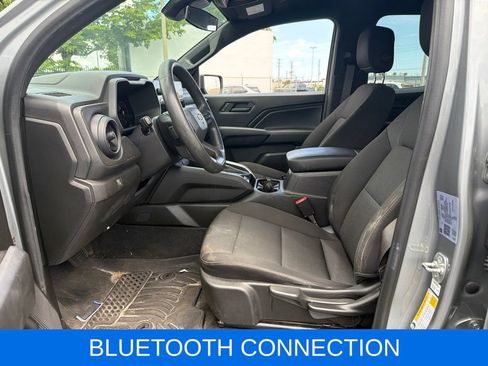 Used 2025 Chevrolet Colorado W/T RWD image 8