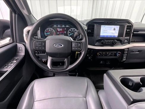 Used 2021 Ford F150 XL w/ Trailer Tow Package image 5