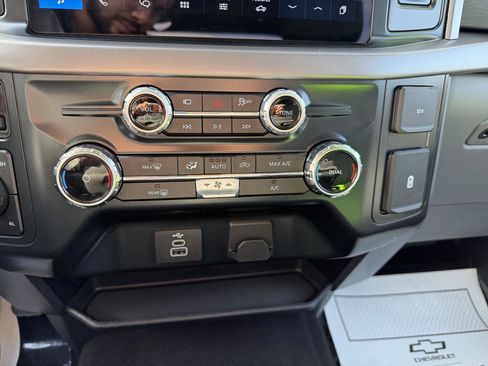 Used 2025 Ford F150 XLT w/ Equipment Group 301A Standard image 20