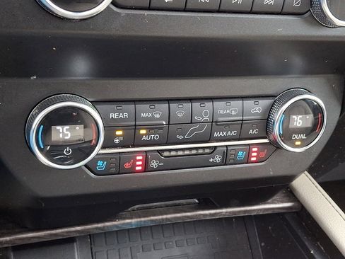 Certified 2020 Ford Expedition Limited image 16