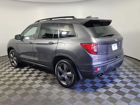 Certified 2019 Honda Passport Touring image 10
