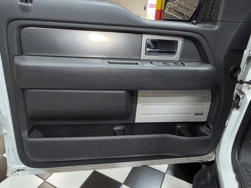 Used 2014 Ford F150 Raptor w/ Equipment Group 801A Luxury image 45