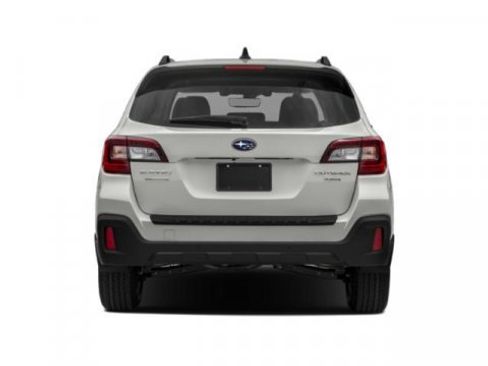 Used 2019 Subaru Outback 3.6R Touring image 8