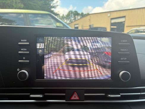 New 2026 Hyundai Elantra SE FWD image 17