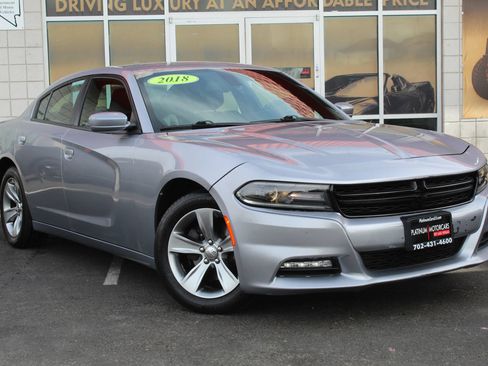 Used 2018 Dodge Charger SXT Plus RWD image 1