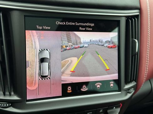 New 2023 Maserati Levante GT AWD/4WD image 4