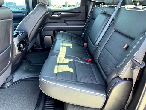 Used 2024 GMC Sierra 1500 AT4X image 21