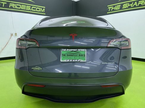 Used 2021 Tesla Model Y Long Range image 8