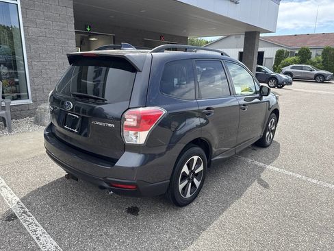 Used 2018 Subaru Forester 2.5i Premium AWD/4WD image 3
