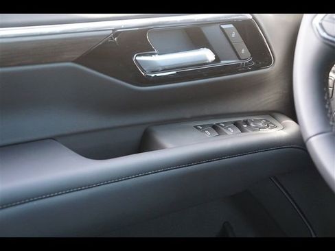 New 2026 Chevrolet Suburban LS AWD/4WD image 17