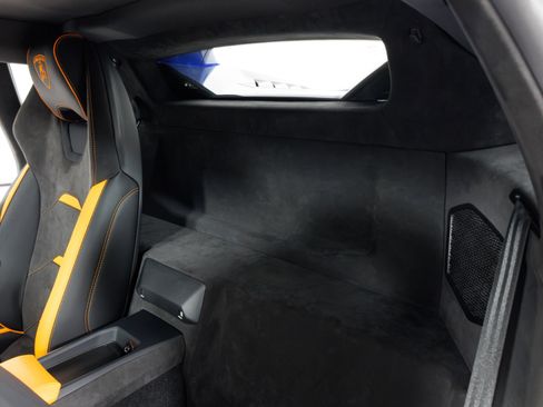 Used 2023 Lamborghini Huracan Tecnica RWD image 48
