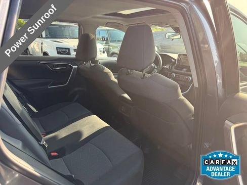 Used 2019 Toyota RAV4 XLE w/ Convenience Package AWD/4WD image 11