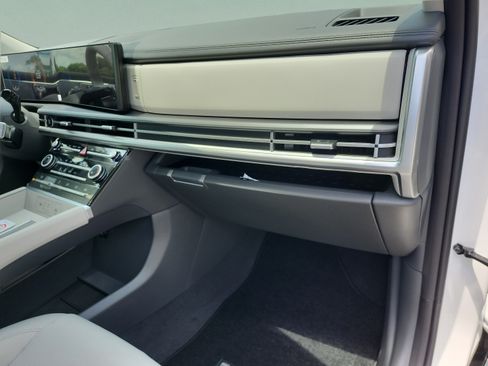 New 2026 Hyundai Santa Fe SE FWD image 19